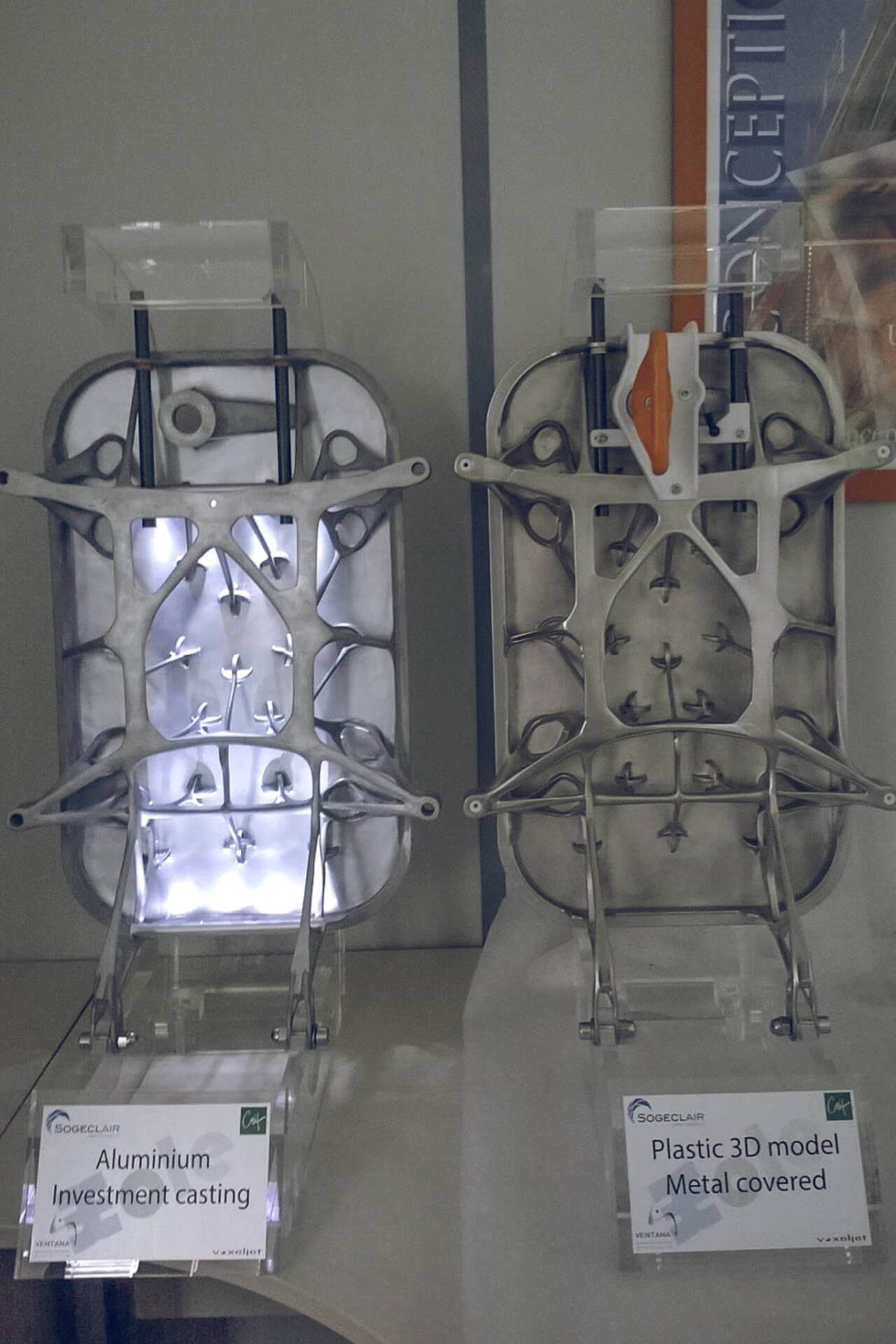 Zur Optimierten Flugzeugtur Mit Hilfe Des 3d Drucks Voxeljet