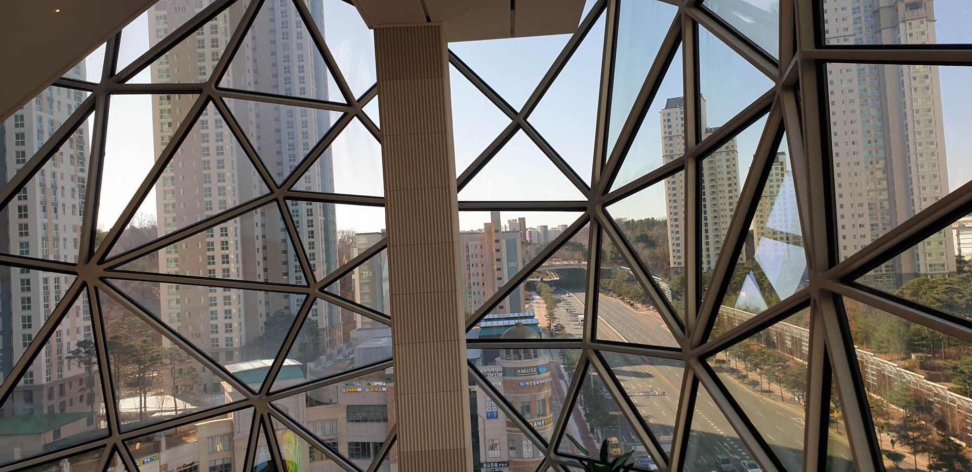 3d printed and investment casted structural joint knots at the galleria gwanggyo